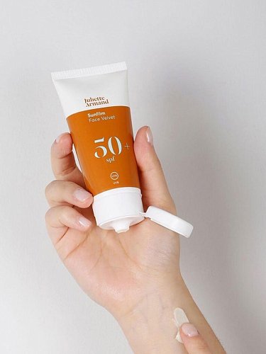 Image of Солнцезащитный крем SPF50+ Face Velvet 