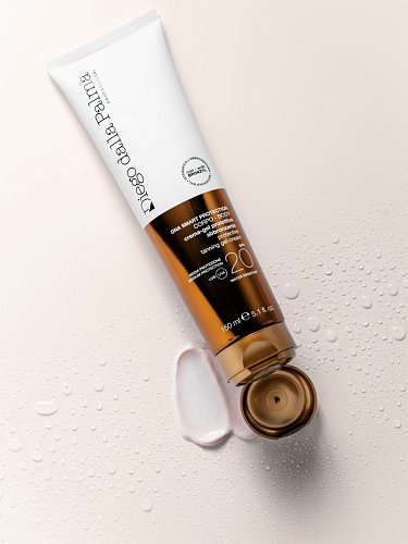 Image of Солнцезащитный гель - крем для тела SPF 20 